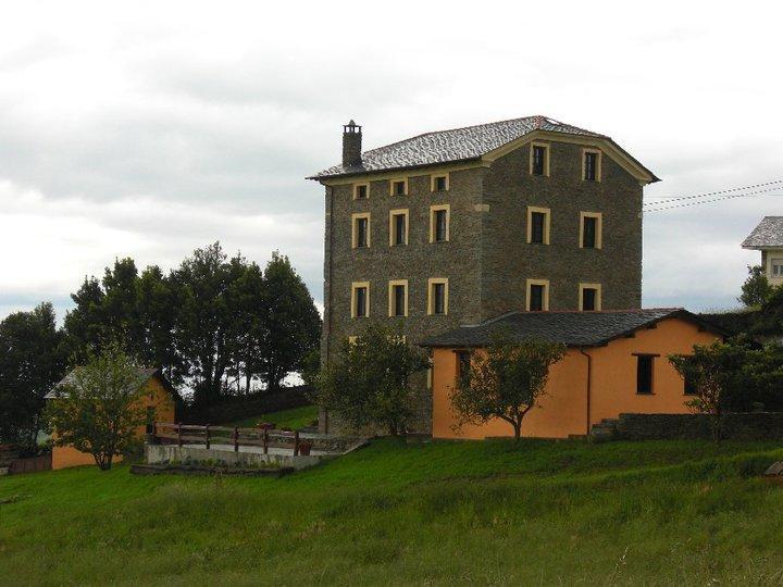 Casa De Aldea El Conceyu Pensionat Navia Exteriör bild